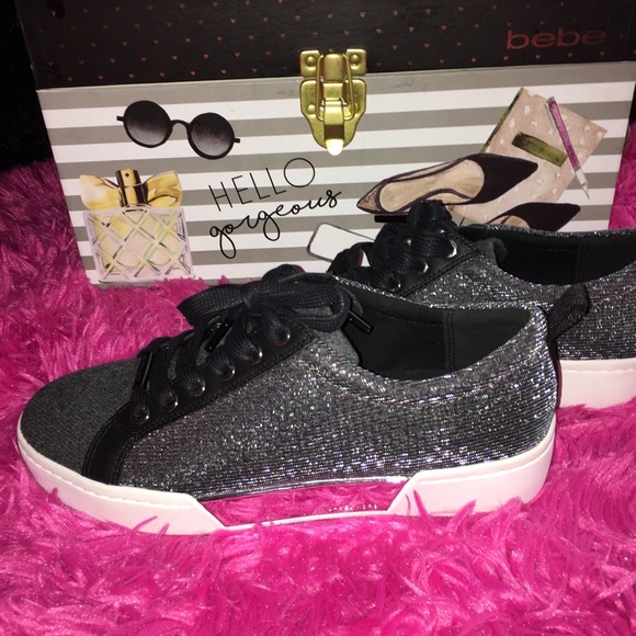 💖Michael Kors sneakers💖 - Picture 2 of 8